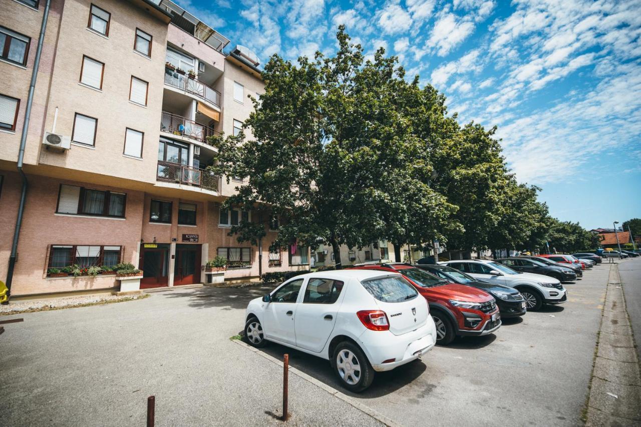 Iva Apartamento Zagreb Exterior foto